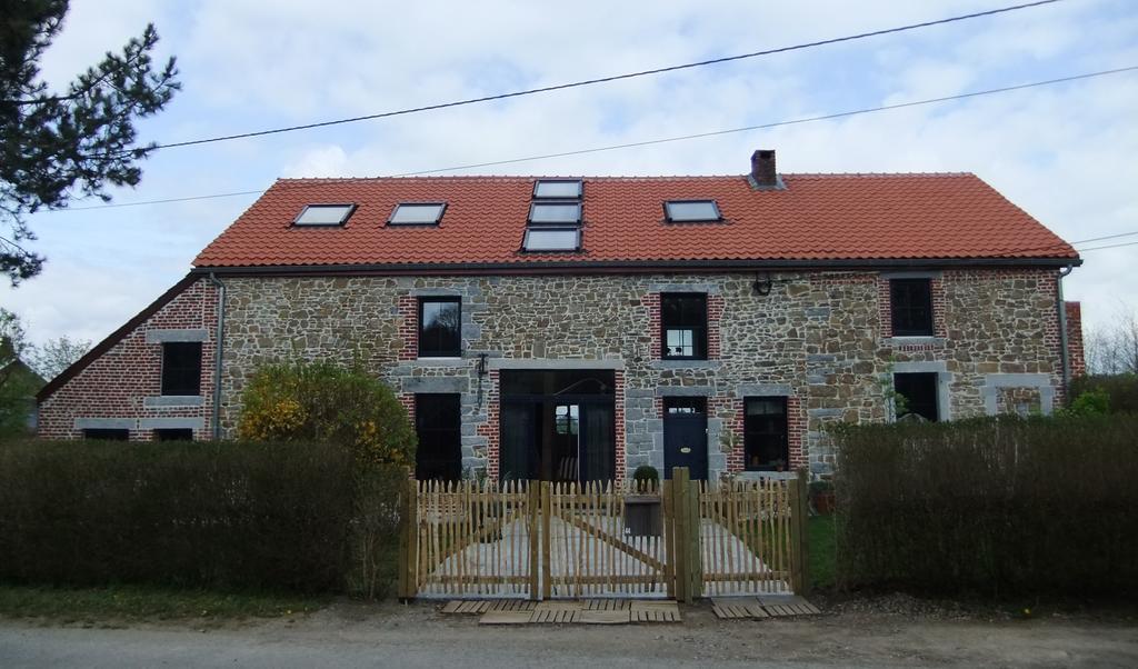 Vila La Souriciere Silenrieux Exteriér fotografie